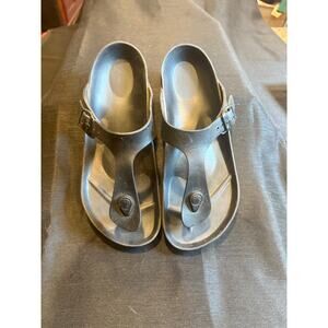 Birkenstock gizeh rubber foam sandals